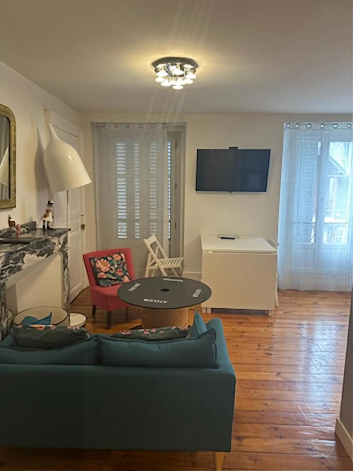 Appartement T2 4 Personnes Wifi Et Climatisation Bagneres-de-Luchon Экстерьер фото